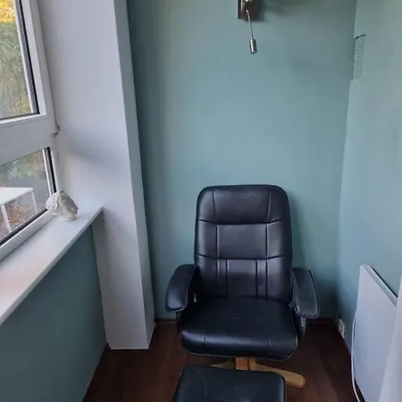 Eg-wohnung: Modern Und Gemuetlich Mit Wohnkueche, Und Wintergarten * Вупперталь