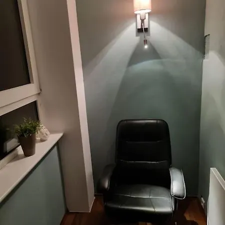 Апартаменты Eg-wohnung: Modern Und Gemuetlich Mit Wohnkueche, Und Wintergarten *